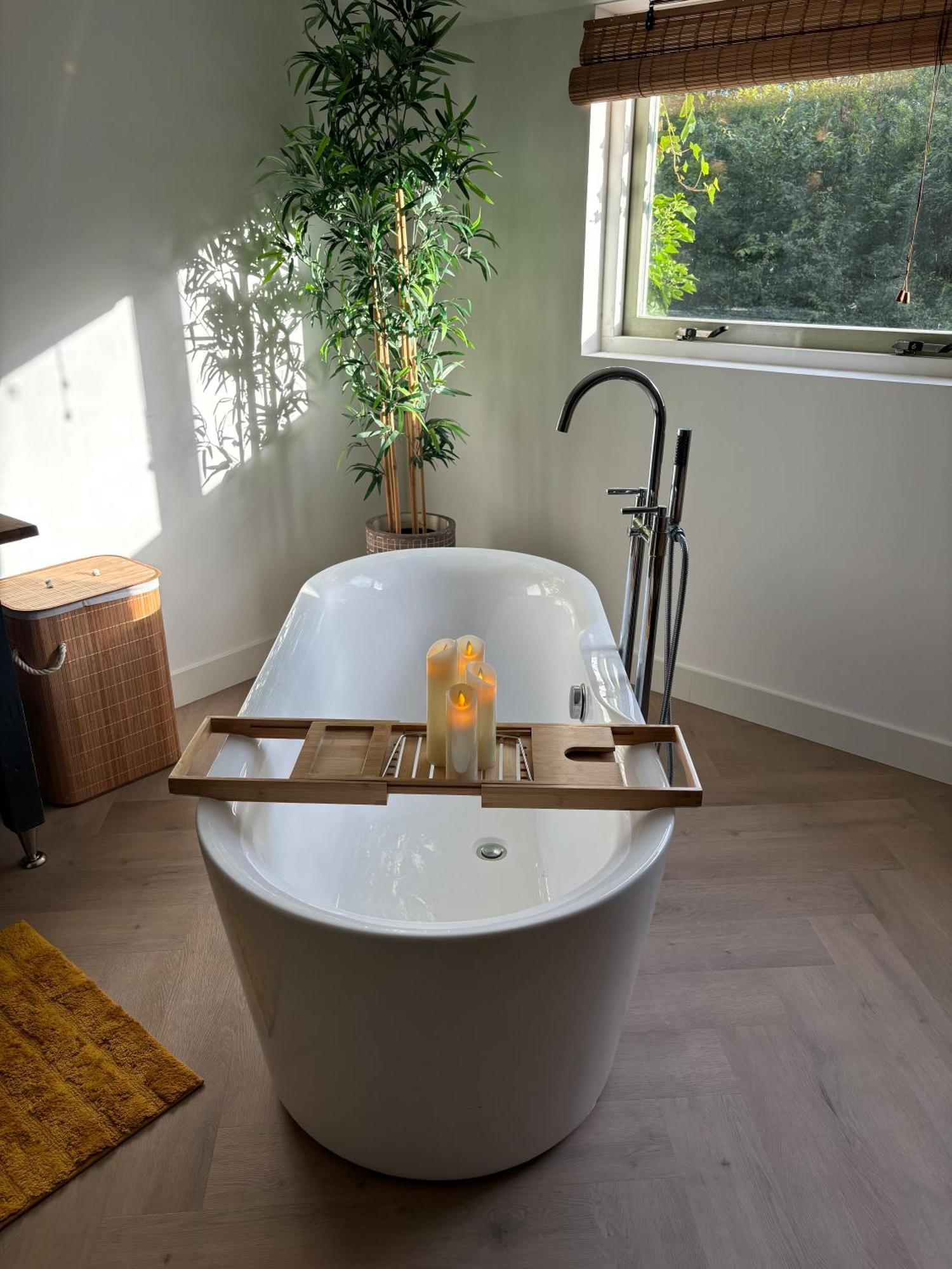 Bamboe Suite Bentveld Met Ligbad En Gratis Parkeren ภายนอก รูปภาพ