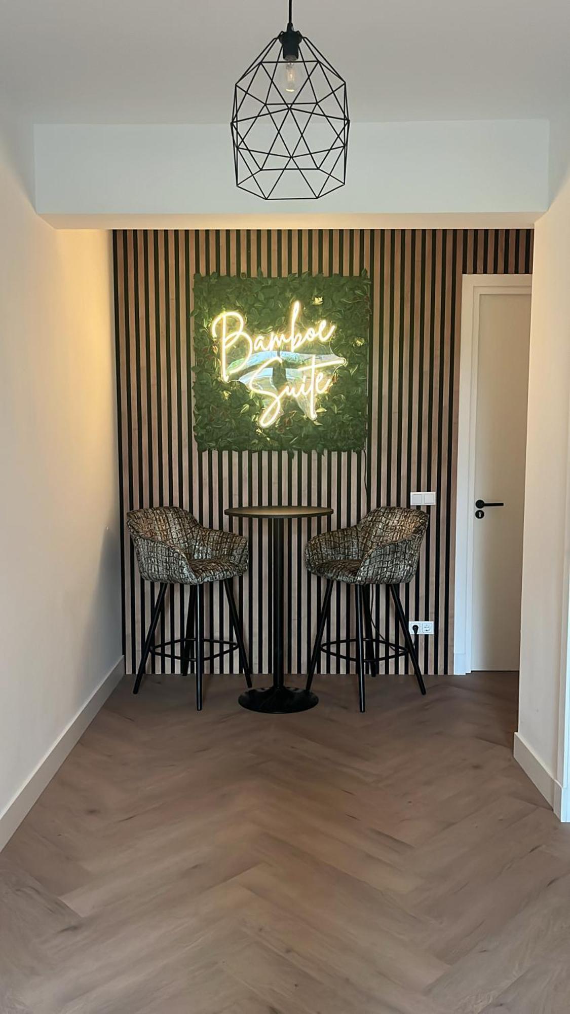 Bamboe Suite Bentveld Met Ligbad En Gratis Parkeren ภายนอก รูปภาพ